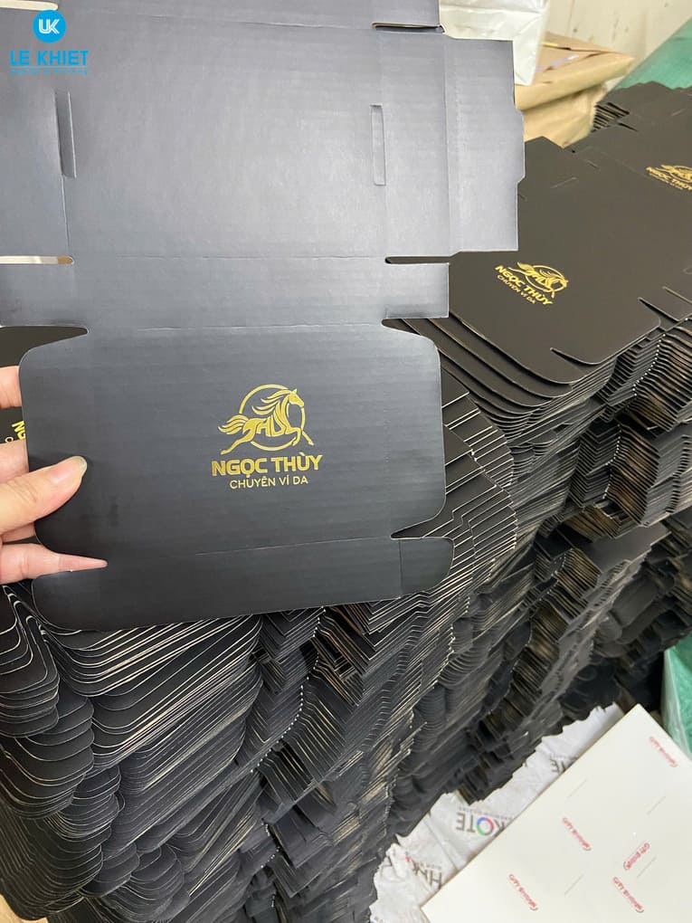 Hộp Giấy Bồi Carton hop giay dung vi boi carton